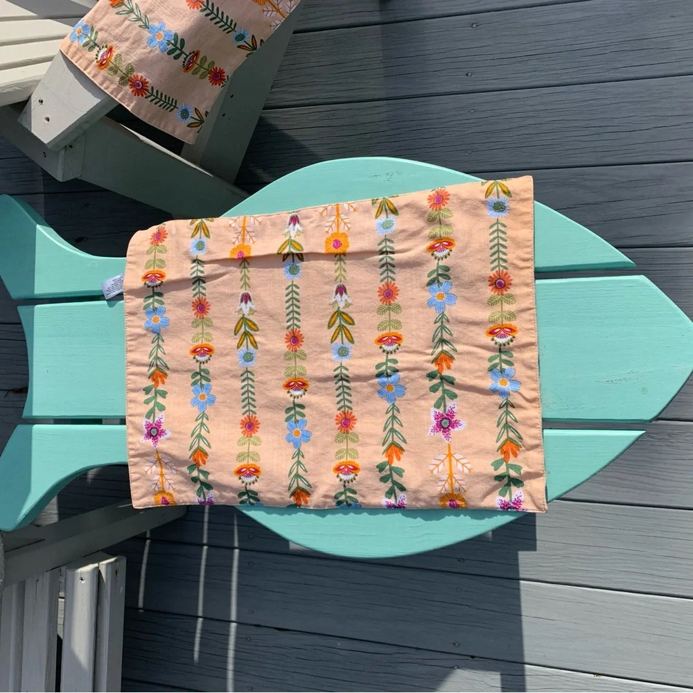Floral Embroidered Table Runner and Placemats